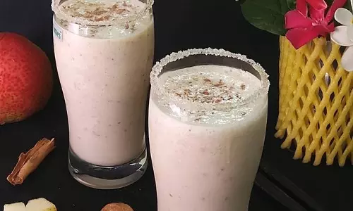 सेब और नाशपाती स्मूथी रेसिपी
