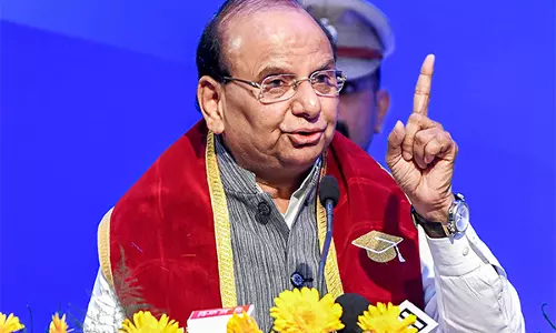 LG ने अनधिकृत कॉलोनियों में 150 निजी स्कूलों के नियमितीकरण को मंजूरी दी