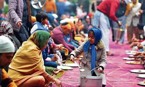 Guru Gobind Singh प्रकाश पर्व हर्षोल्लास के साथ मनाया गया