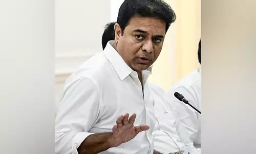Telangana HC ने फॉर्मूला-ई रेस मामले में भ्रष्टाचार के आरोपों को खारिज करने की केटीआर की याचिका खारिज की Telangana HC ने फॉर्मूला-ई रेस मामले में भ्रष्टाचार के आरोपों को खारिज करने की केटीआर की याचिका खारिज की