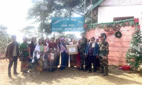 Assam राइफल्स ने ग्रामीणों के साथ मनाया साल का अंत Assam राइफल्स ने ग्रामीणों के साथ मनाया साल का अंत