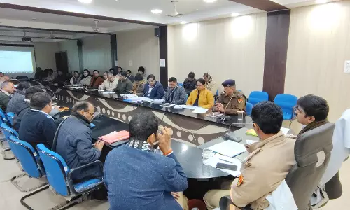 Dholpur: साप्ताहिक समीक्षा बैठक सम्पन्न, गणतंत्र दिवस की तैयारियों हेतु दिये निर्देश