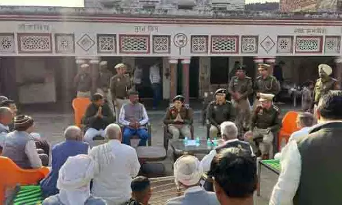 CM Saini के सार्वजनिक संवाद के आह्वान के बाद पंचकूला पुलिस ने ग्रामीणों की बात सुनी CM Saini के सार्वजनिक संवाद के आह्वान के बाद पंचकूला पुलिस ने ग्रामीणों की बात सुनी