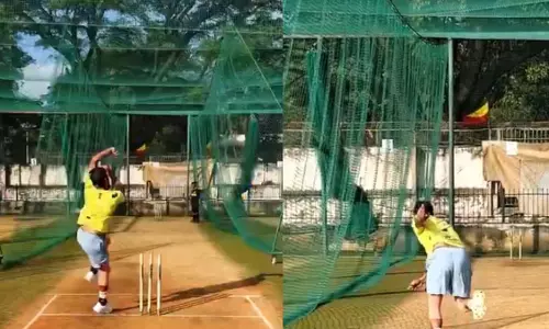 Jasprit Bumrah की चोट की चिंता, मोहम्मद शमी भारत में वापसी की तैयारी में Jasprit Bumrah की चोट की चिंता, मोहम्मद शमी भारत में वापसी की तैयारी में