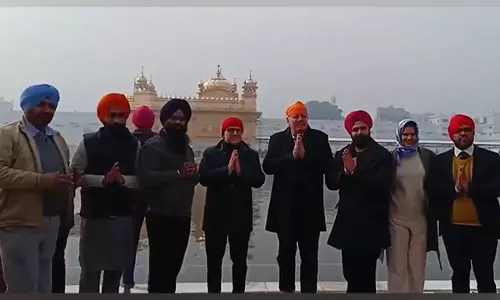 Argentina और उरुग्वे के राजदूतों ने स्वर्ण मंदिर का किया दौरा