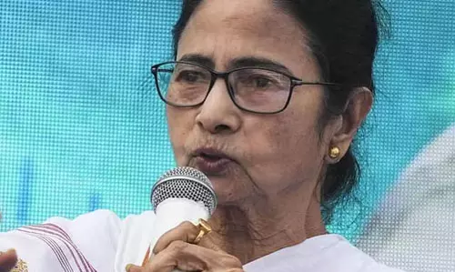 West Bengal: गंगासागर मेले में पुख्ता सुरक्षा के लिए ममता बनर्जी ने चौतरफा निगरानी का आग्रह किया West Bengal: गंगासागर मेले में पुख्ता सुरक्षा के लिए ममता बनर्जी ने चौतरफा निगरानी का आग्रह किया