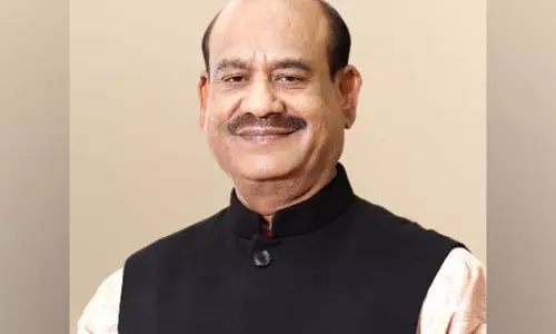 लोकसभा अध्यक्ष ओम बिरला ने UK, स्कॉटलैंड और ग्वेर्नसे का दौरा शुरू किया लोकसभा अध्यक्ष ओम बिरला ने UK, स्कॉटलैंड और ग्वेर्नसे का दौरा शुरू किया