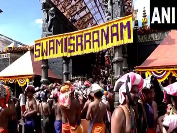 Sabarimala Makaravilakku की तैयारियां: स्पॉट बुकिंग 5000 तक सीमित रहेगी