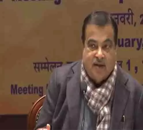 Nitin Gadkari ने सड़क दुर्घटना पीड़ितों के लिए नकद रहित उपचार योजना की घोषणा की