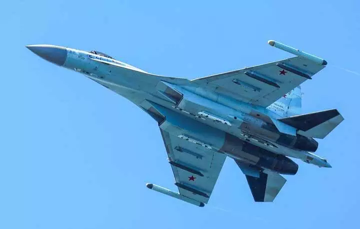 Russia के Su-35S लड़ाकू विमान ने यूक्रेनी सेना के गढ़ पर हमला किया : रूसी रक्षा मंत्रालय Russia के Su-35S लड़ाकू विमान ने यूक्रेनी सेना के गढ़ पर हमला किया : रूसी रक्षा मंत्रालय