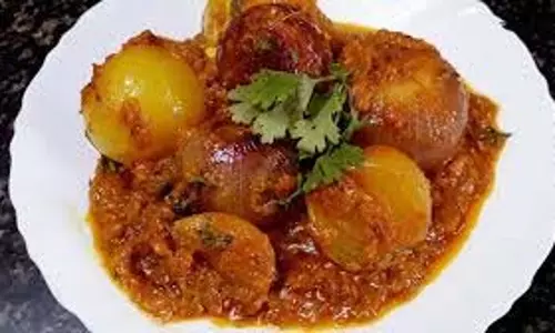 Pyaaz Ki Sabji: प्याज की सब्जी, यहां जानें आसान रेसिपी Pyaaz Ki Sabji: प्याज की सब्जी, यहां जानें आसान रेसिपी