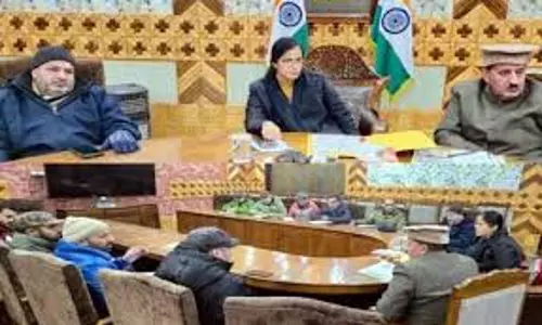 DC Kupwara ने लोलाब शीतकालीन महोत्सव की तैयारियों को अंतिम रूप दिया DC Kupwara ने लोलाब शीतकालीन महोत्सव की तैयारियों को अंतिम रूप दिया