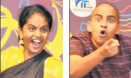 Kerala: लड़कियां समकालीन मुद्दों पर ध्यान केंद्रित करती हैं Kerala: लड़कियां समकालीन मुद्दों पर ध्यान केंद्रित करती हैं