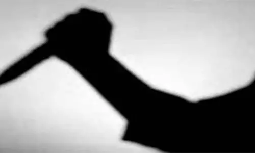 Pune: बीपीओ में काम करने वाली महिला पर पुरुष सहकर्मी ने किया हमला Pune: बीपीओ में काम करने वाली महिला पर पुरुष सहकर्मी ने किया हमला
