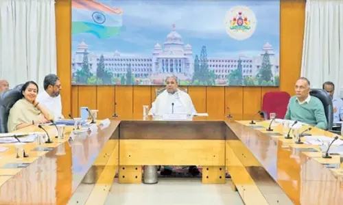 Karnataka: अनुदान का उपयोग न करने पर निगम अधिकारियों के विरुद्ध कार्रवाई Karnataka: अनुदान का उपयोग न करने पर निगम अधिकारियों के विरुद्ध कार्रवाई