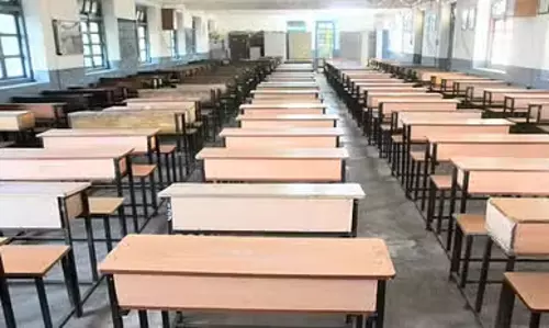 Himachal: 125 स्कूलों में कोई शिक्षक नहीं, 2,600 में सिर्फ 1