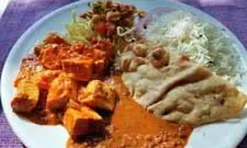 जम्मू-कश्मीर के पुंछ में 13 मदरसा छात्रों सहित 15 अस्पतालों में भर्ती