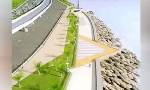 Mumbai: पर्यावरण विभाग ने तटीय सड़क के पास बिलबोर्ड लगाने को मंजूरी दी Mumbai: पर्यावरण विभाग ने तटीय सड़क के पास बिलबोर्ड लगाने को मंजूरी दी