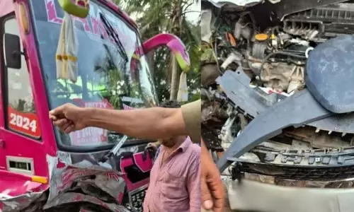 Kerala : कन्नूर में कार और निजी बस में टक्कर, 2 की मौत Kerala : कन्नूर में कार और निजी बस में टक्कर, 2 की मौत