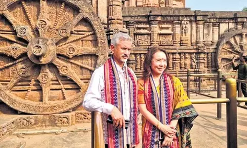 Odisha: विदेश मंत्री जयशंकर ने कोणार्क, श्रीमंदिर का दौरा किया