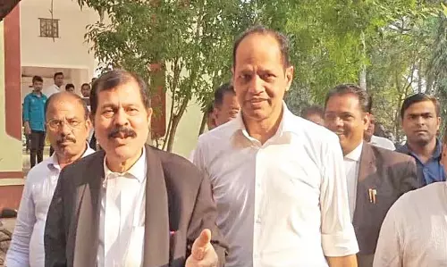 अदालत ने बरहामपुर में BJP सांसद पाणिग्रही को नौकरी धोखाधड़ी के आरोपों से मुक्त किया अदालत ने बरहामपुर में BJP सांसद पाणिग्रही को नौकरी धोखाधड़ी के आरोपों से मुक्त किया