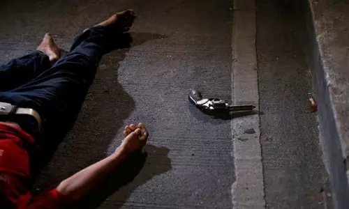 NCR Ghaziabad: मसूरी थाना क्षेत्र के पास पुलिस मुठभेड़ में दो गोकशों के पैर में लगी गोली NCR Ghaziabad: मसूरी थाना क्षेत्र के पास पुलिस मुठभेड़ में दो गोकशों के पैर में लगी गोली
