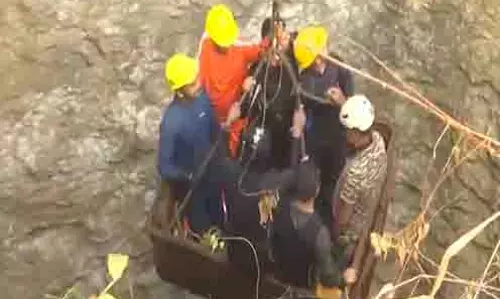 “विशेषज्ञ गोताखोरों ने एक शव बरामद किया, बचाव अभियान जारी है”: NDRF commandant “विशेषज्ञ गोताखोरों ने एक शव बरामद किया, बचाव अभियान जारी है”: NDRF commandant