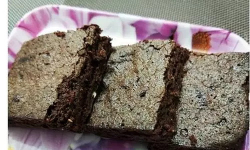माइक्रोवेव चॉकलेट ब्राउनी रेसिपी