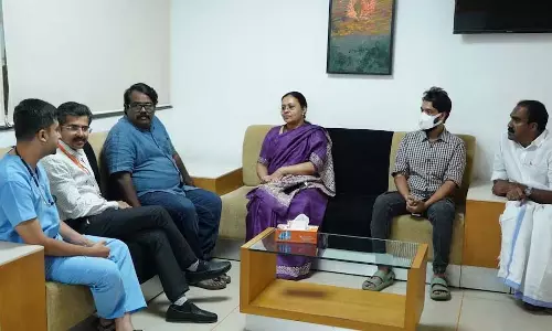 Kerala : उमा थॉमस दुर्घटना स्वास्थ्य मंत्री ने स्थिति का जायजा लेने के लिए अस्पताल का दौरा Kerala : उमा थॉमस दुर्घटना स्वास्थ्य मंत्री ने स्थिति का जायजा लेने के लिए अस्पताल का दौरा