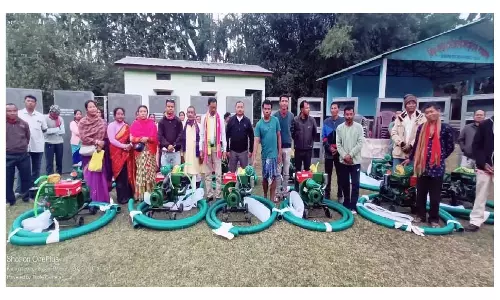 Assam-Meghalaya  सीमा पर किसानों को आरएचएसी पहल के तहत पानी के पंप मिले