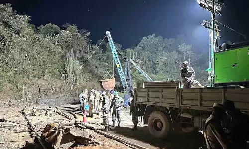 Assam राइफल्स ने उमरंगसो खदान में बचाव कार्य में गोता लगाया