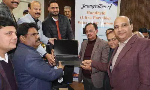 मंत्री ने TB जांच को बढ़ावा देने के लिए पोर्टेबल डिजिटल एक्स-रे मशीन का उद्घाटन किया