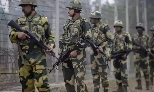 Tripura: भारत-बांग्लादेश सीमा पर तनाव, बीएसएफ पर बांग्लादेशी ग्रामीणों ने किया हमला