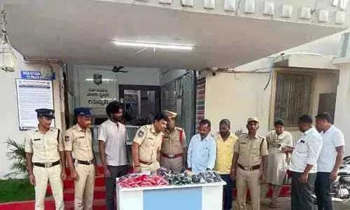 Sadashivpet police ने चीनी मांझा विक्रेताओं के खिलाफ कड़ी कार्रवाई की, पांच मामले दर्ज किए