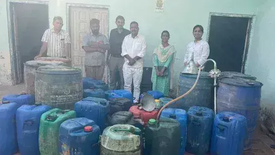 Sri Ganganagar: रसद विभाग की कार्रवाई में अवैध पेट्रोल-डीजल जब्त