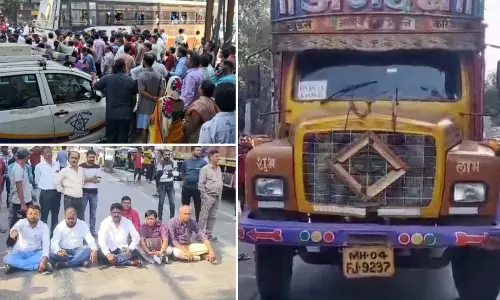 Kalyan में ट्रक ने मां और बच्चे को कुचला: मनसे समेत नागरिकों ने सड़क जाम की