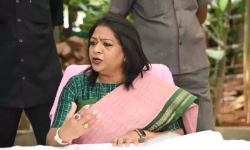 GHMC मेयर ने शहरी क्षेत्रों का निरीक्षण किया, तत्काल सफाई और मरम्मत के आदेश दिए