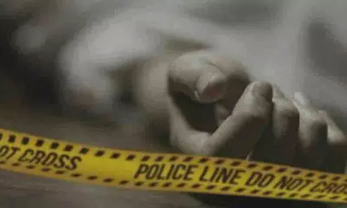 Raidurgam में बुजुर्ग महिला ने अपार्टमेंट से कूदकर जान दे दी