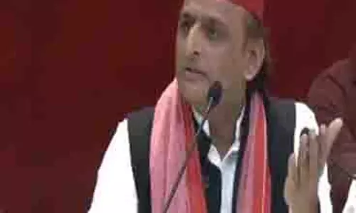 SP ने मतदान केंद्रों की वेबकास्टिंग और उम्मीदवारों, पार्टियों के साथ लिंक साझा करने की मांग की