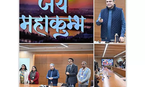 Ashwini Vaishnav ने आकाशवाणी और दूरदर्शन द्वारा निर्मित महाकुंभ के दो गाने लॉन्च किए