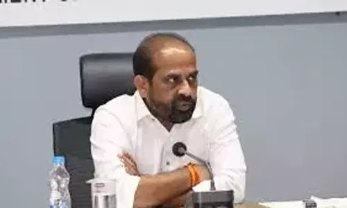 Jagan ने स्वास्थ्य योजना पर गलत सूचना अभियान चलाया- स्वास्थ्य मंत्री Jagan ने स्वास्थ्य योजना पर गलत सूचना अभियान चलाया- स्वास्थ्य मंत्री