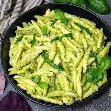 Creamy Green Pasta:   ट्राई करें क्रीमी ग्रीन पास्ता