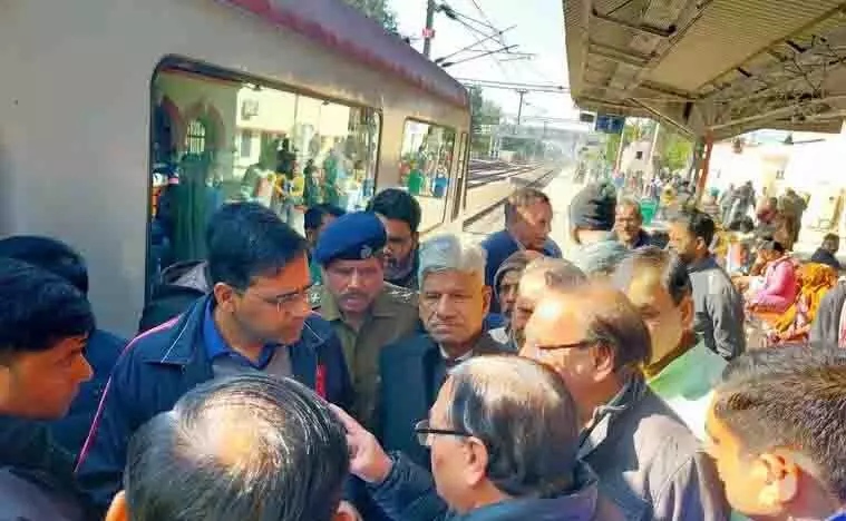 उद्यान आभा तूफान Mail Train की वापसी की मांग तेज हो गई