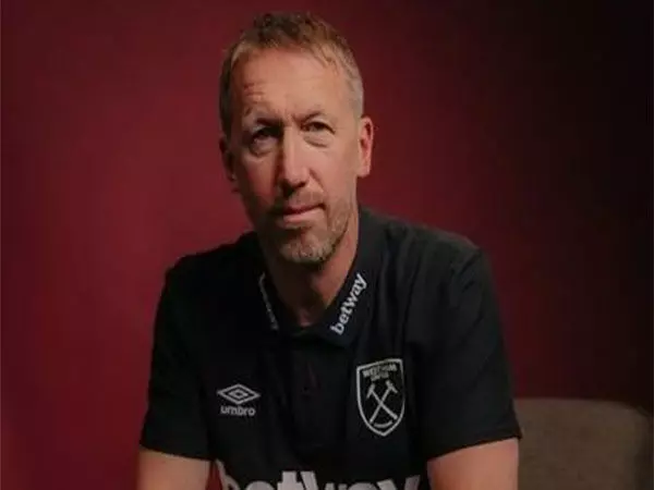 लोपेटेगुई के जाने के बाद, West Ham ने ग्राहम पॉटर को नया मुख्य कोच नियुक्त किया