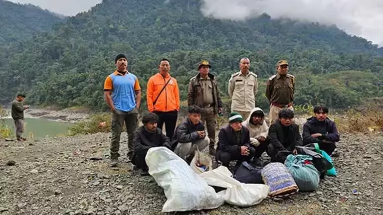 Arunachal : एसडीआरएफ और पुलिस ने सियांग नदी में फंसे छह लोगों को बचाया