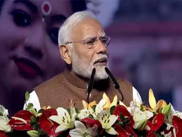 PM Modi ने प्रवासी भारतीय दिवस के दौरान प्रवासी भारतीयों की सराहना की