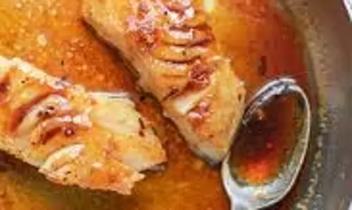 Recipe: झटपट बनने वाली हनी गार्लिक फिश Recipe: झटपट बनने वाली हनी गार्लिक फिश