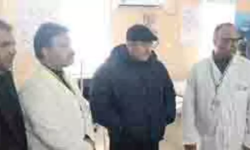मंत्री डार ने जीएमसी बारामूला का औचक दौरा किया; reviews functioning