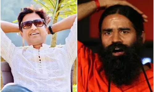 कवि कुमार विश्वास ने सोनाक्षी सिन्हा के बाद बाबा रामदेव को लपेटा, मिला तगड़ा जवाब कवि कुमार विश्वास ने सोनाक्षी सिन्हा के बाद बाबा रामदेव को लपेटा, मिला तगड़ा जवाब