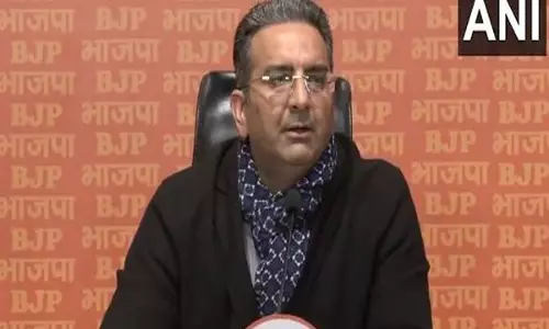 BJP नेता गौरव भाटिया ने केजरीवाल पर बड़ा आरोप लगाया BJP नेता गौरव भाटिया ने केजरीवाल पर बड़ा आरोप लगाया